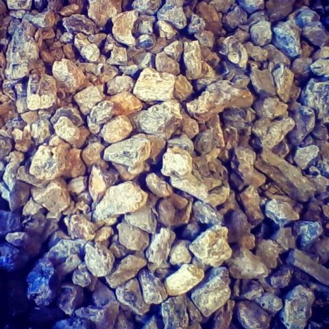 Damar Batu Resin Raw Stock